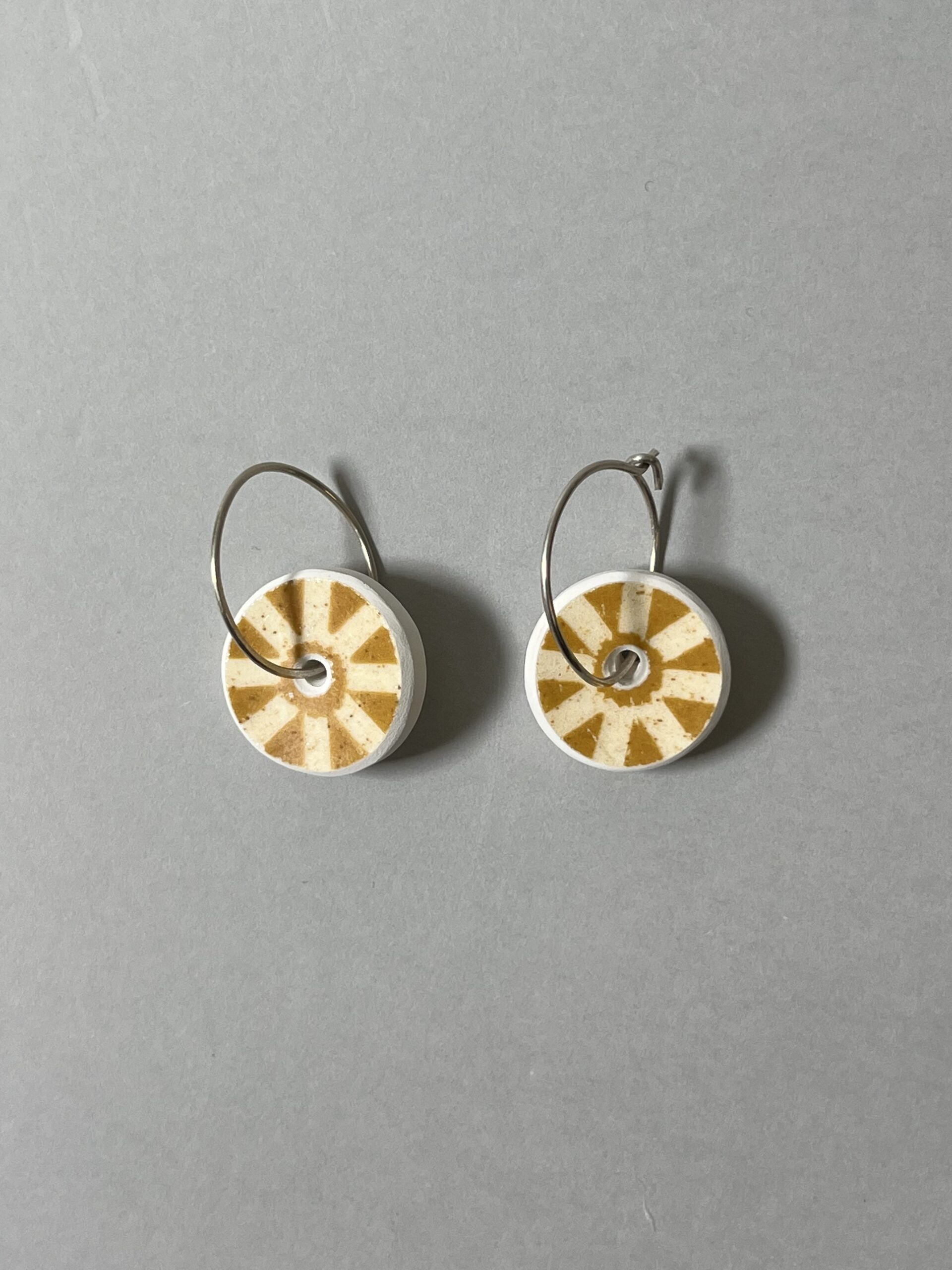 Crown Lynn Sunglow Earrings - Brown